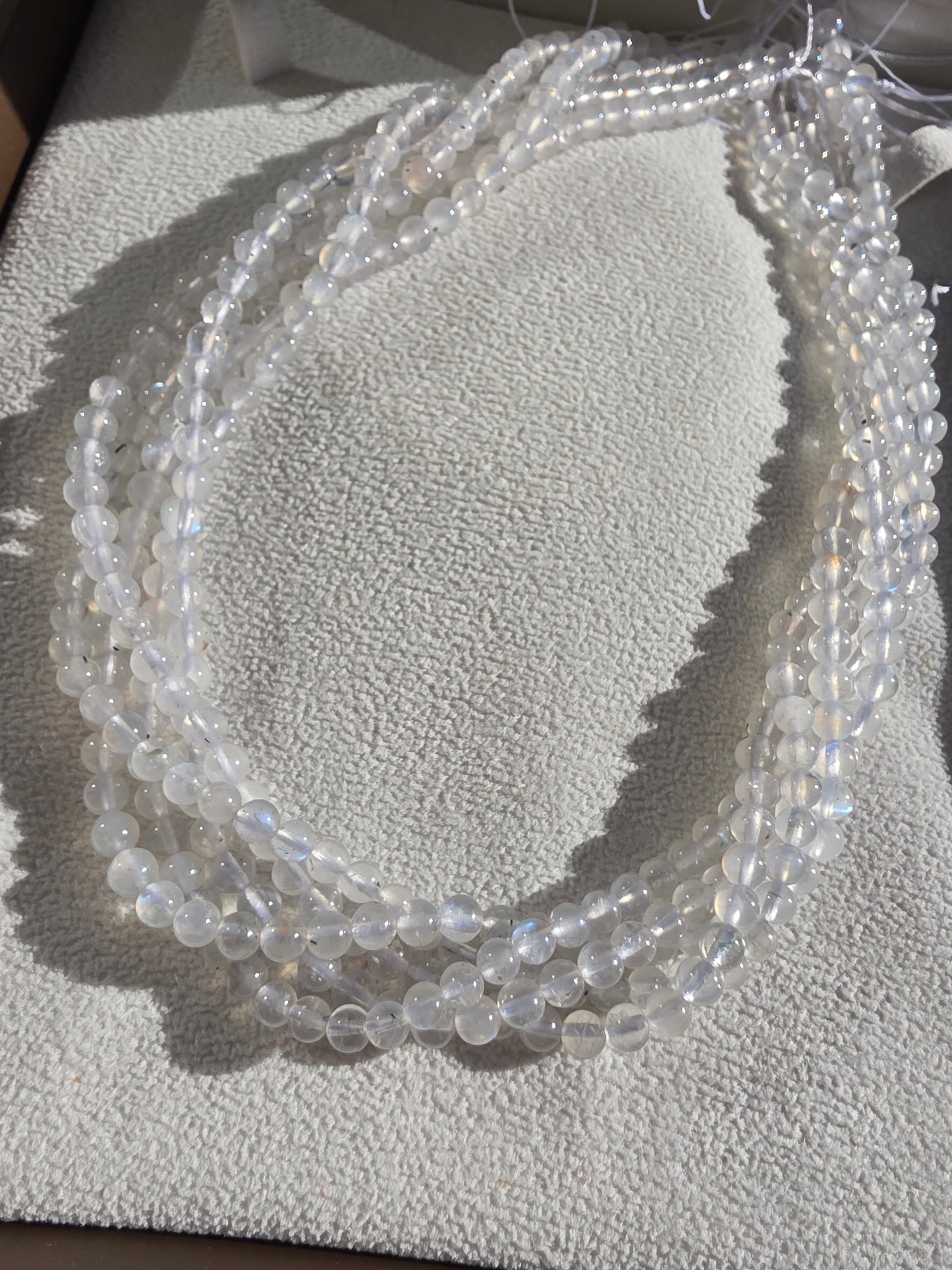 Rainbow Moonstone 4mm