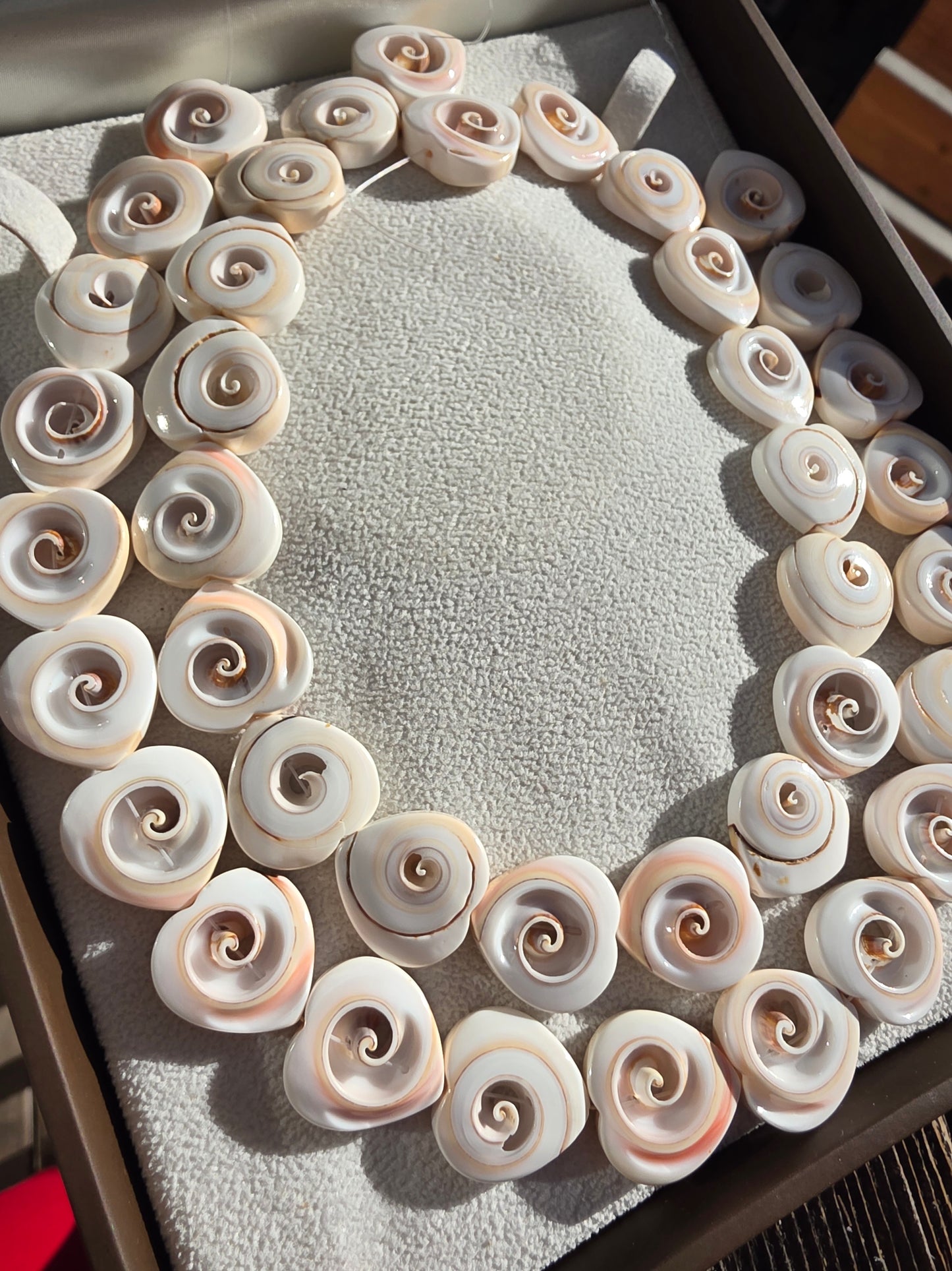 Shell Heart Beads Natural 20mmx20mm - 3 beads