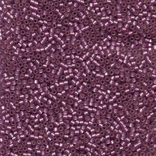 Miyuki Delica 11/0 delica semi matte silver lined violet (DB695)